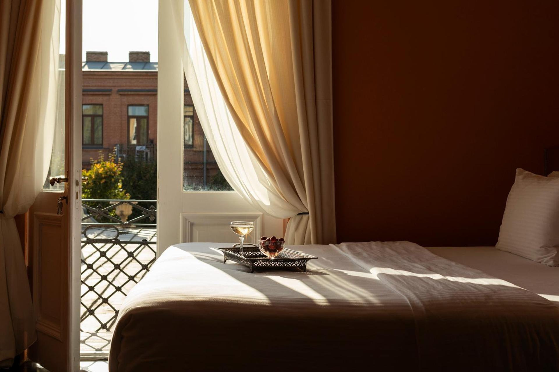 Unfound Door - Design Hotel ティビリシ 部屋 写真