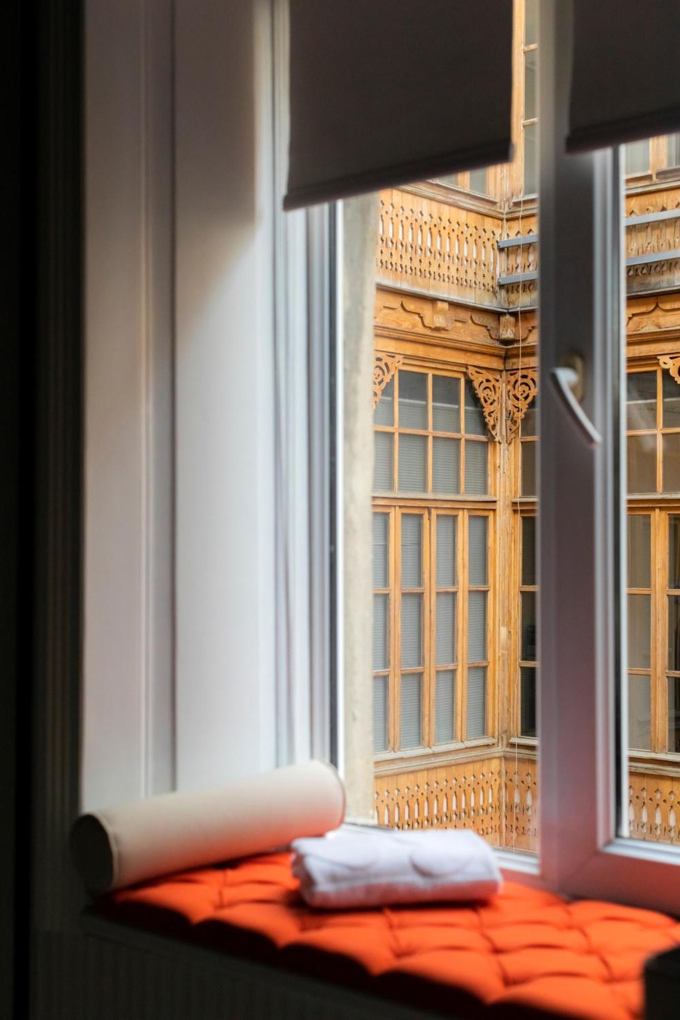 Unfound Door - Design Hotel ティビリシ 部屋 写真