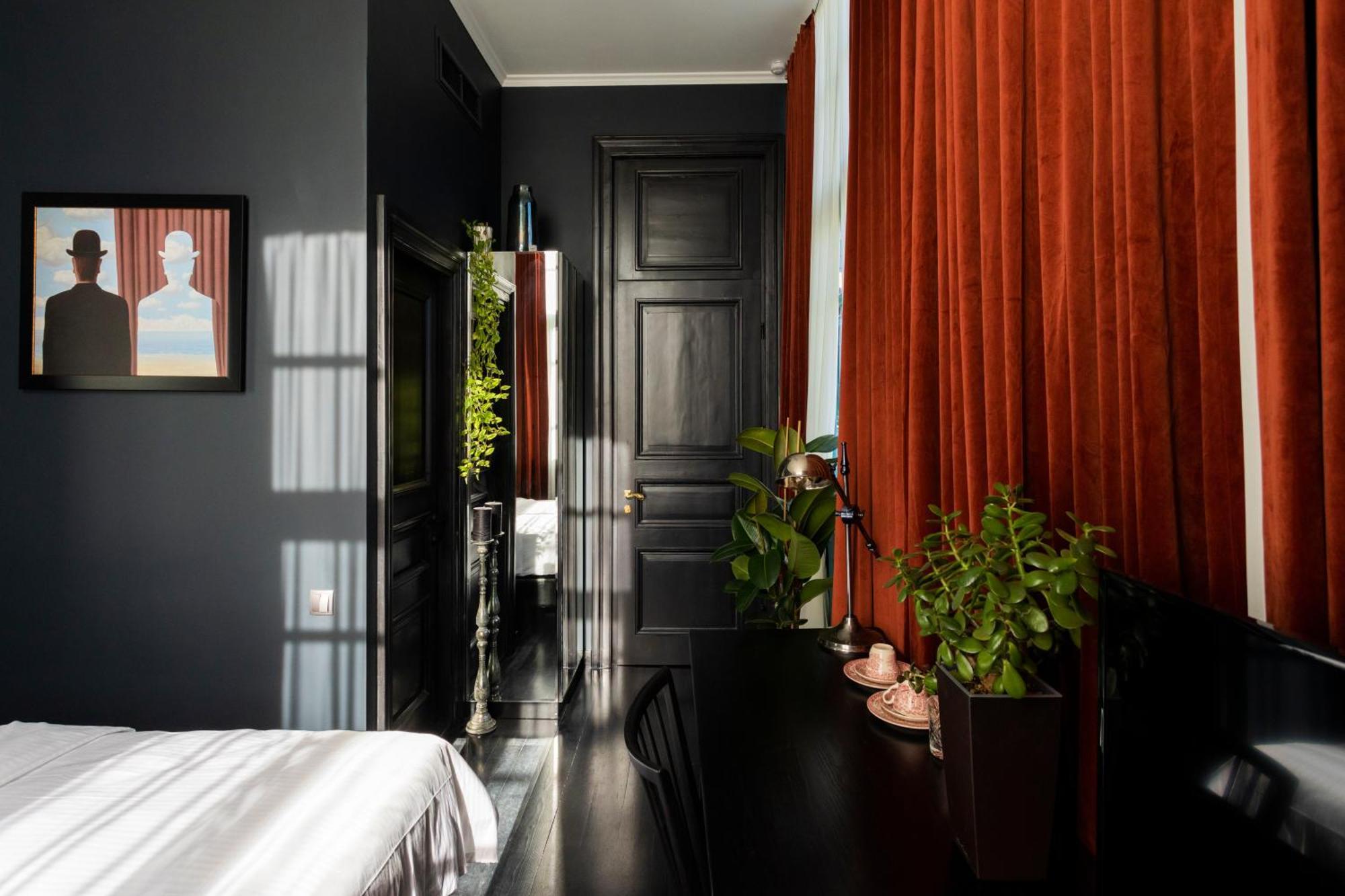 Unfound Door - Design Hotel ティビリシ 部屋 写真